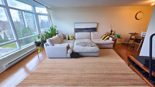 London South, ON N5Z 4W5,45 Pond Mills RD #711