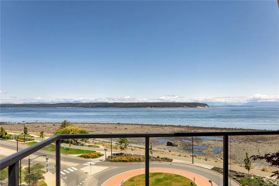 1392 Island Hwy S #401, Campbell River, BC V9W 1B7