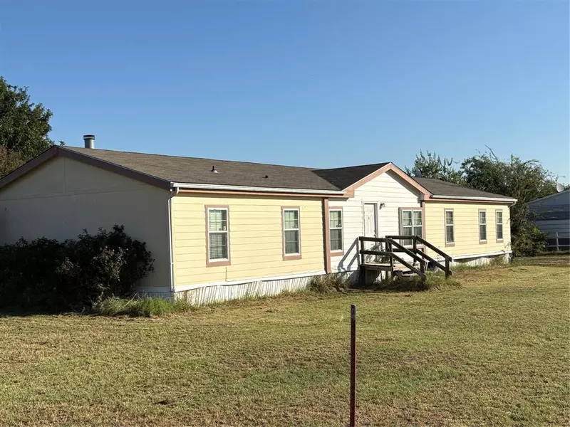 135 Paint Court, Stephenville, TX 76401