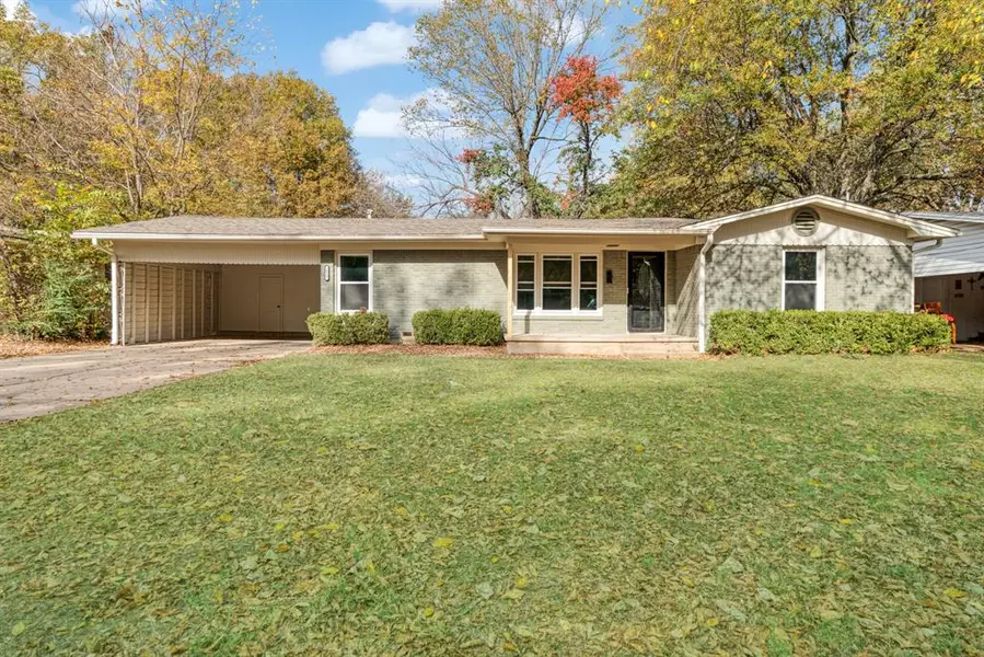 2025 Cedar Street, Paris, TX 75460