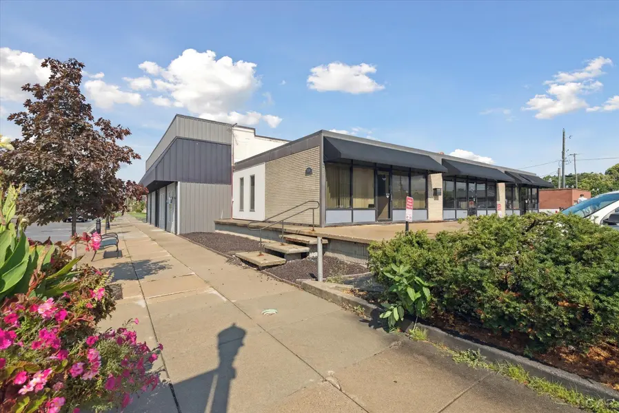 216 N Main ST, Adrian, MI 49221