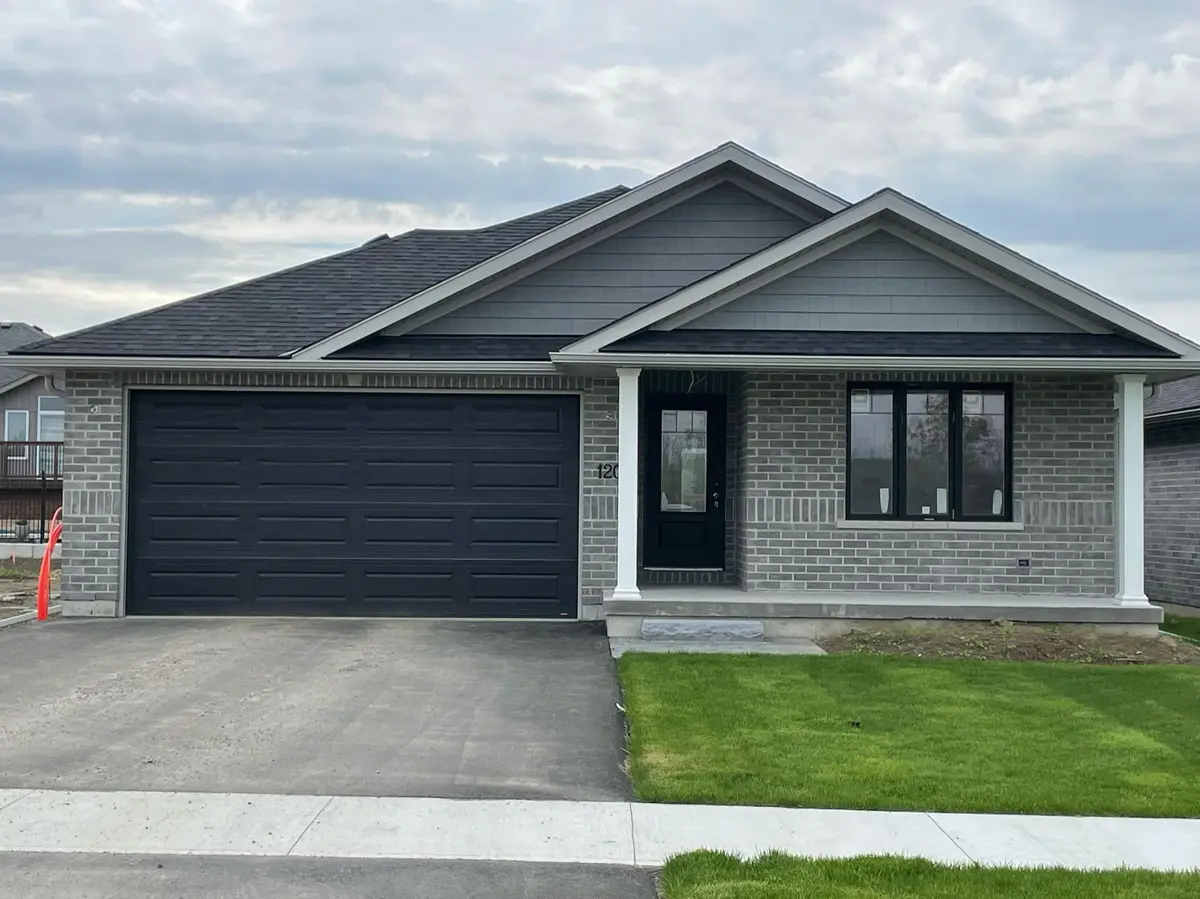 Belleville, ON K8P 0J4,120 HASTINGS PARK DR