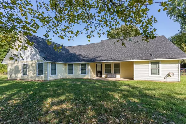 Frankston, TX 75763,23240 J.E.B. Circle