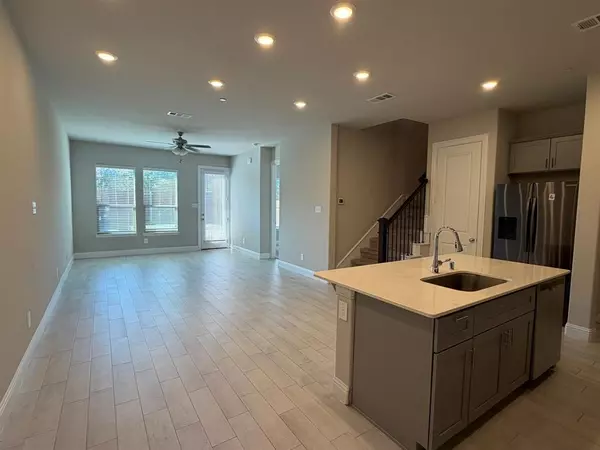 Lewisville, TX 75077,624 Hutchinson Lane