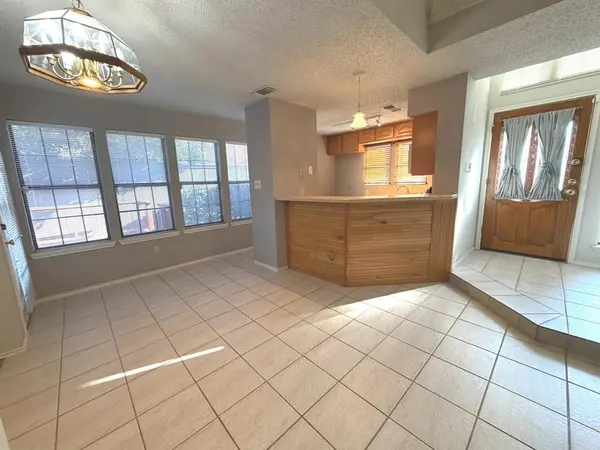 Irving, TX 75063,400 Santa Fe Trail #24