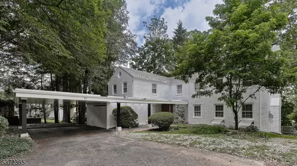 57 Winding Way, West Orange Twp., NJ 07052