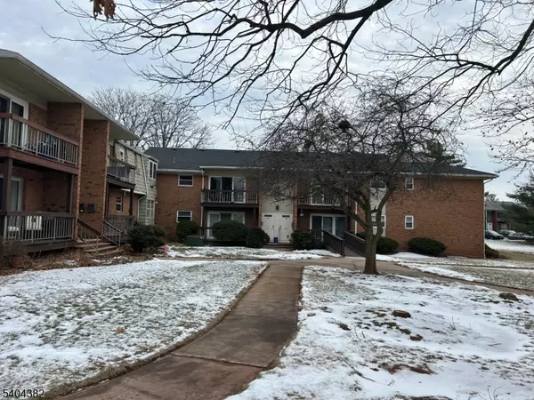 Hillsborough Twp., NJ 08844,527 Andria Ave #221