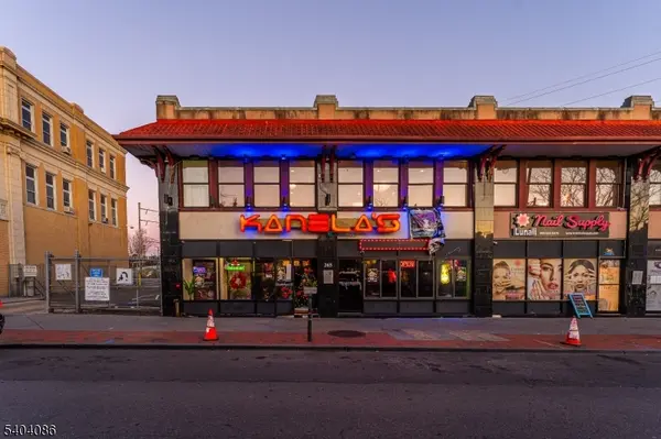 Elizabeth City, NJ 07208,264 N Broad St