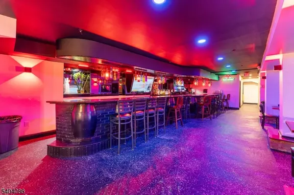 Elizabeth City, NJ 07208,264 N Broad St