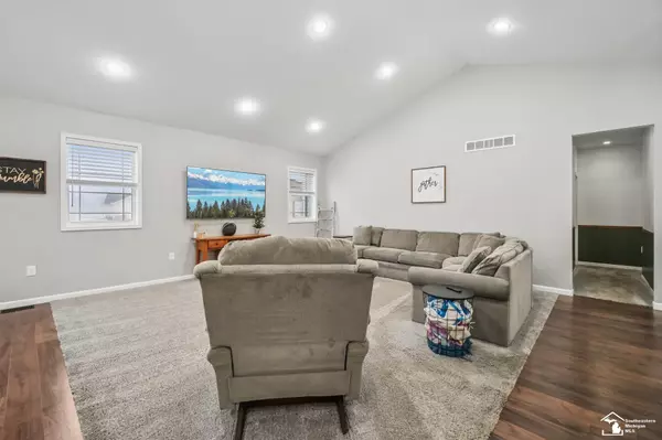 Newport, MI 48166,5430 Mustang DR