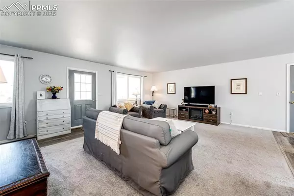 Elizabeth, CO 80107,33591 Bow Meadows CIR