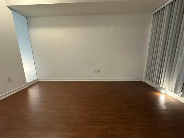 Toronto C01, ON M5V 3Z5,8 Telegram Mews #720