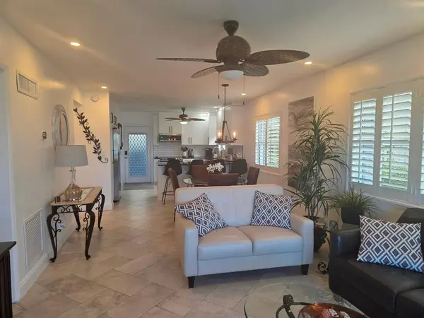 Pompano Beach, FL 33060,650 Pine Dr #1