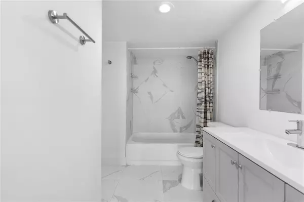 Lauderhill, FL 33319,4164 Inverrary Dr #412