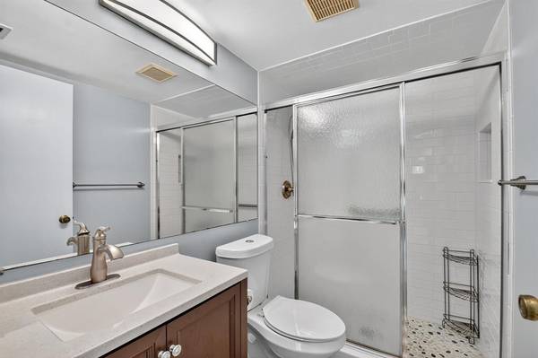 Greenacres, FL 33415,813 Sky Pine Way #D2