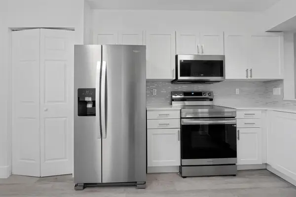 2200 S Cypress Bend Dr #402,  Pompano Beach,  FL 33069