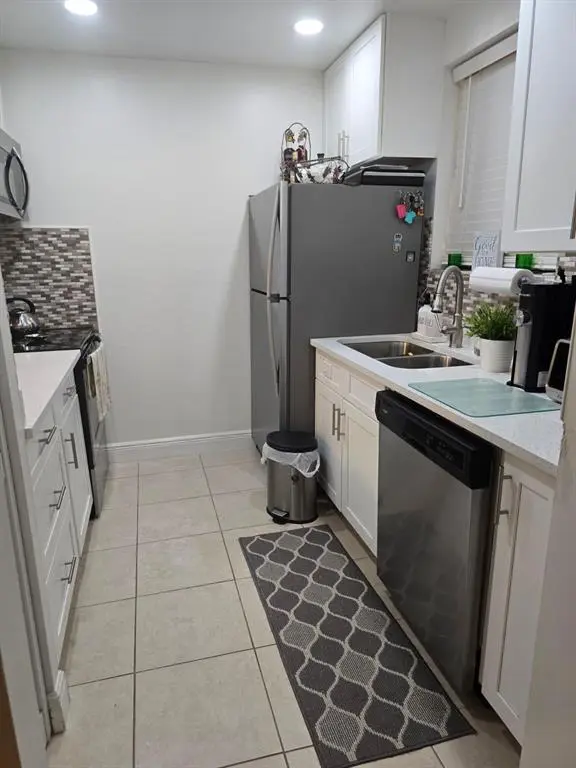 Coral Springs, FL 33065,11453 NW 39th Court #209-2