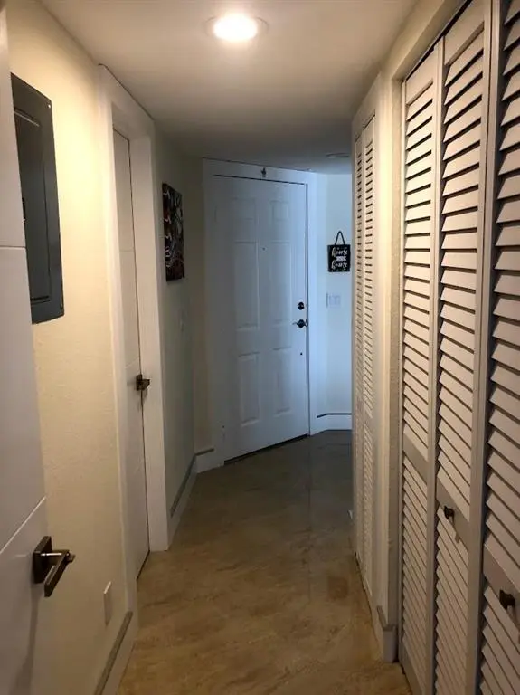 Plantation, FL 33325,12540 Vista Isles Dr #1127