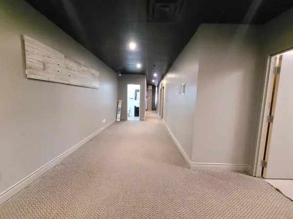 Vaughan, ON L4L 6B4,55 Winges RD #Unit 4