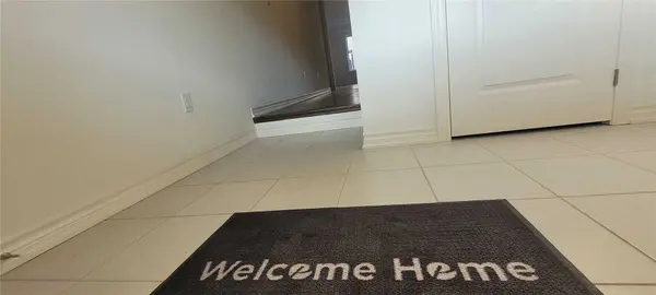 Brampton, ON L7A 5A6,9 Truffle CT