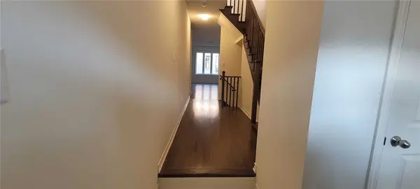 Brampton, ON L7A 5A6,9 Truffle CT