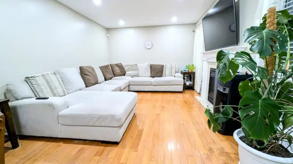 Brampton, ON L7A 3L9,56 Williamson DR