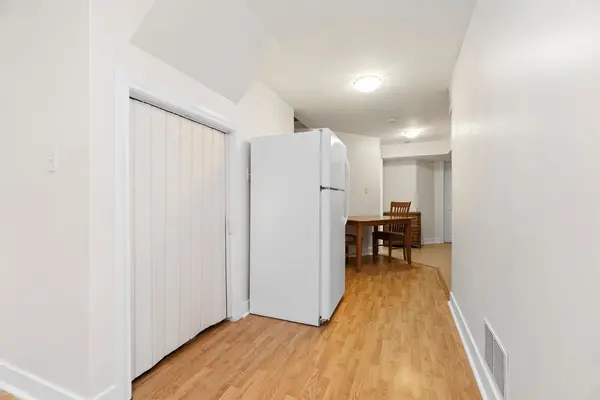 7170 Para PL #Bsmt, Mississauga, ON L5W 1L5