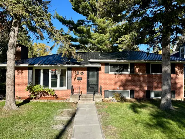 Brockville, ON K6V 3T2,500 King ST W