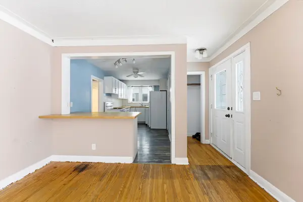 Belleville, ON K8N 4B5,38 Greenlawn AVE