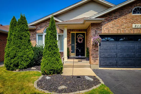Niagara Falls, ON L2H 3G3,8111 Woodsview CRES