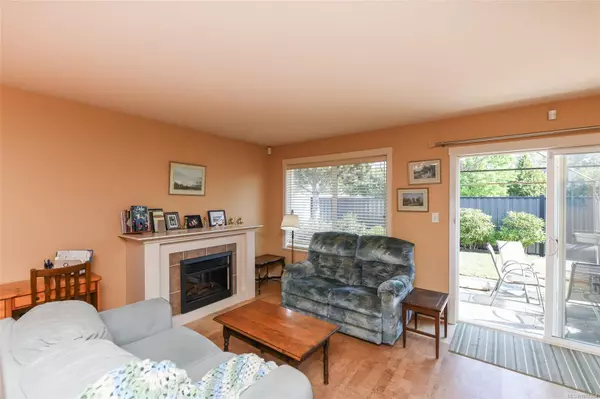 Courtenay, BC V9N 4A5,1050 8th St #1