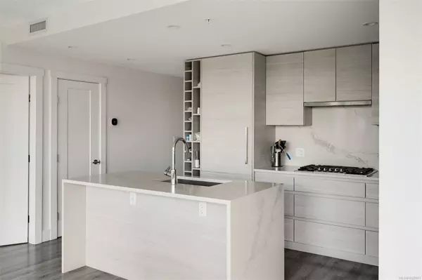 Victoria, BC V8T 0C7,777 Herald St #1006