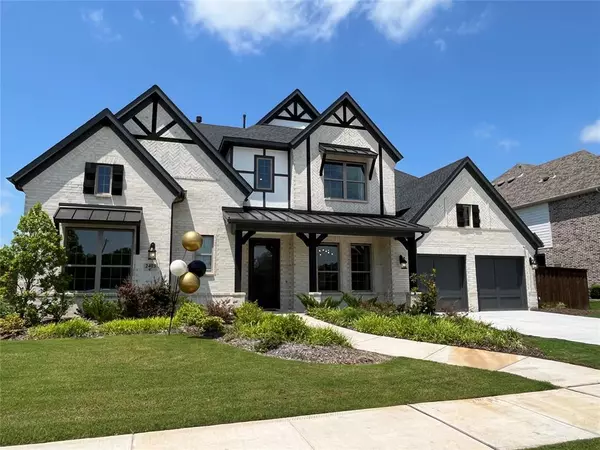 2403 Royal Dove Lane, Mansfield, TX 76063