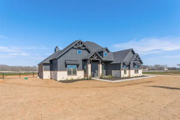 13721 Cash Mill Road,  Sanger,  TX 76266