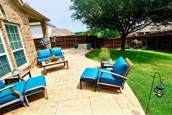 Desoto, TX 75115,404 Rainier Street