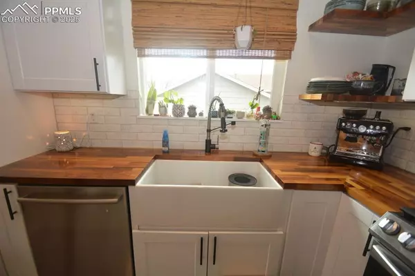 Colorado Springs, CO 80915,6545 Lindal DR