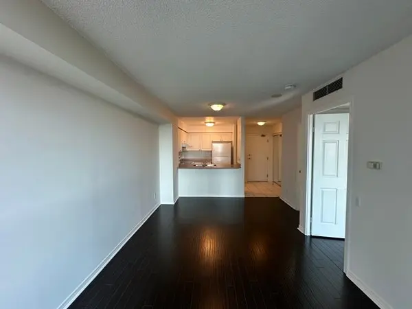 Toronto C14, ON M2N 6Y6,8 Hillcrest AVE #1005