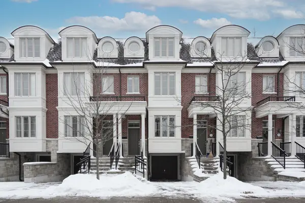 9 Johnson Farm LN, Toronto C07, ON M2N 0G6