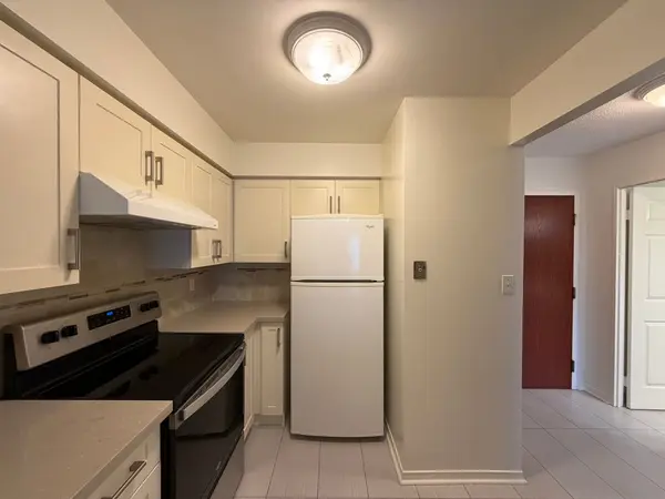 Toronto C14, ON M2N 6T5,18 Hillcrest AVE #406