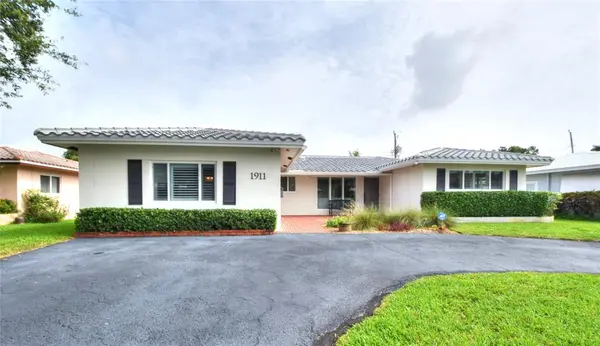 Oakland Park, FL 33308,1911 NE 41st St