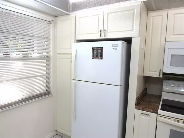 Coconut Creek, FL 33066,2804 Victoria Way #E1