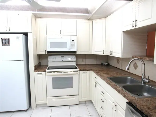 Coconut Creek, FL 33066,2804 Victoria Way #E1