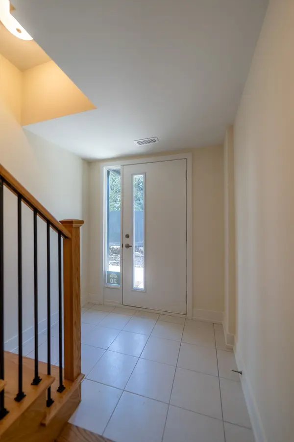 Orillia, ON L3V 8P4,20 Bru Lor LN