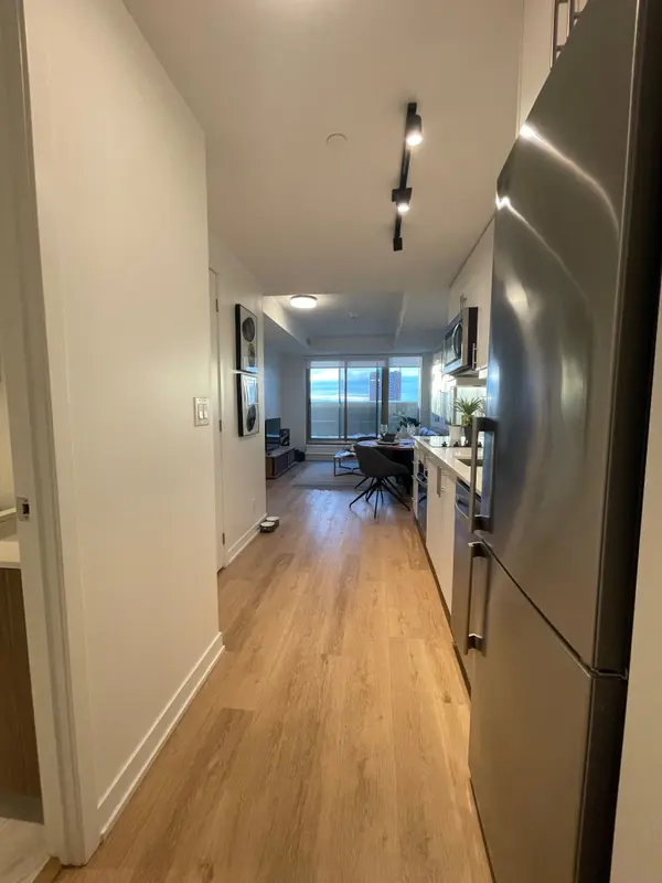 Toronto W04, ON M6E 0B3,9 Croham RD #616