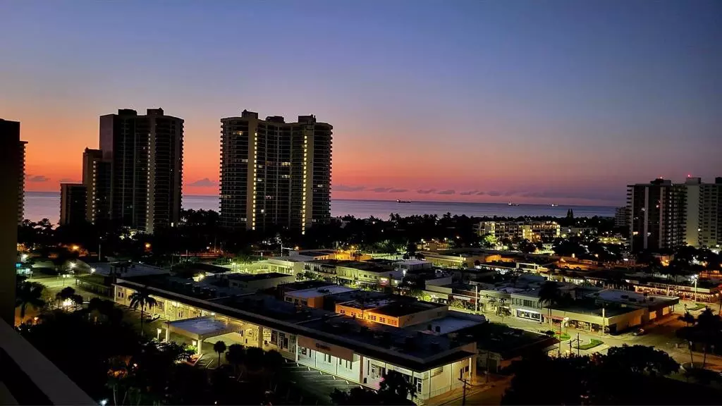 3233 NE 34th St #814, Fort Lauderdale, FL 33308