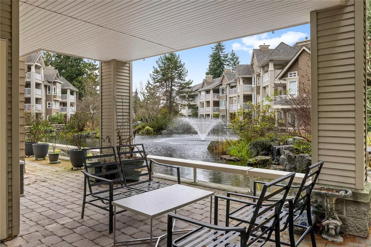 Nanaimo, BC V9T 6K3,5685 Edgewater Lane #104