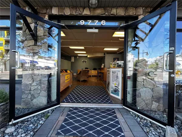 Sidney, BC V8L 2Z1,9776 Fourth St #101