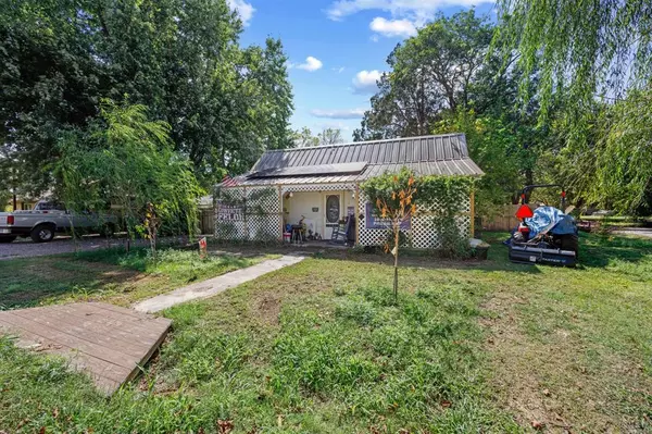 Tioga, TX 76271,800 Cutler Street