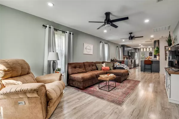 Dallas, TX 75215,2535 Ghent Street