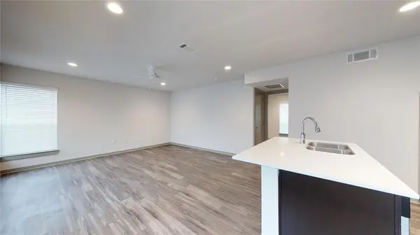 Dallas, TX 75214,6304 Prospect Avenue #110